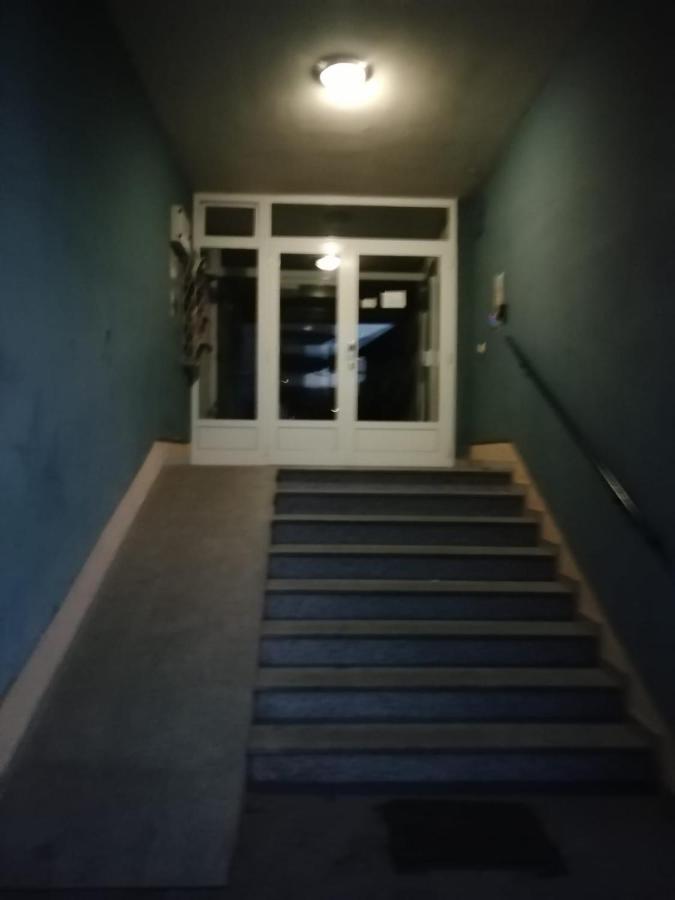 Sarmantni Apartman Malecka 2 Zagreb Luaran gambar