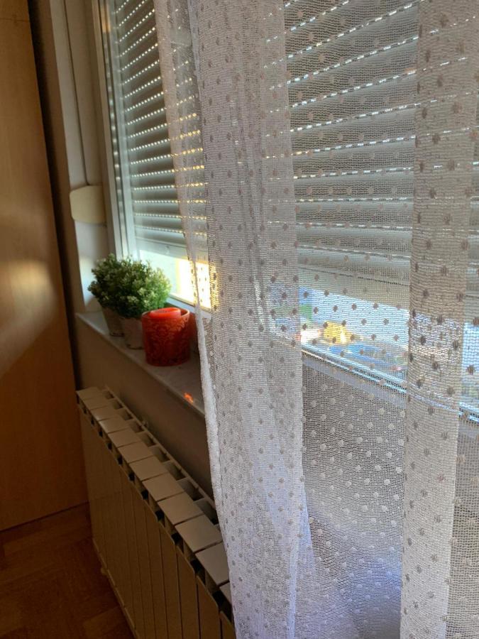 Sarmantni Apartman Malecka 2 Zagreb Luaran gambar